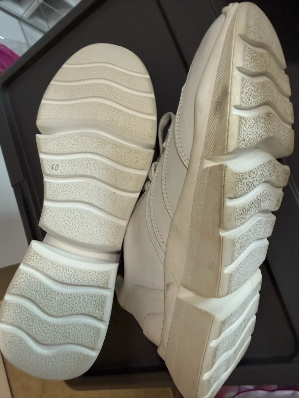 Deabused White Leather Low Top Paneled Sneakers With Love Pull Tab Size 40